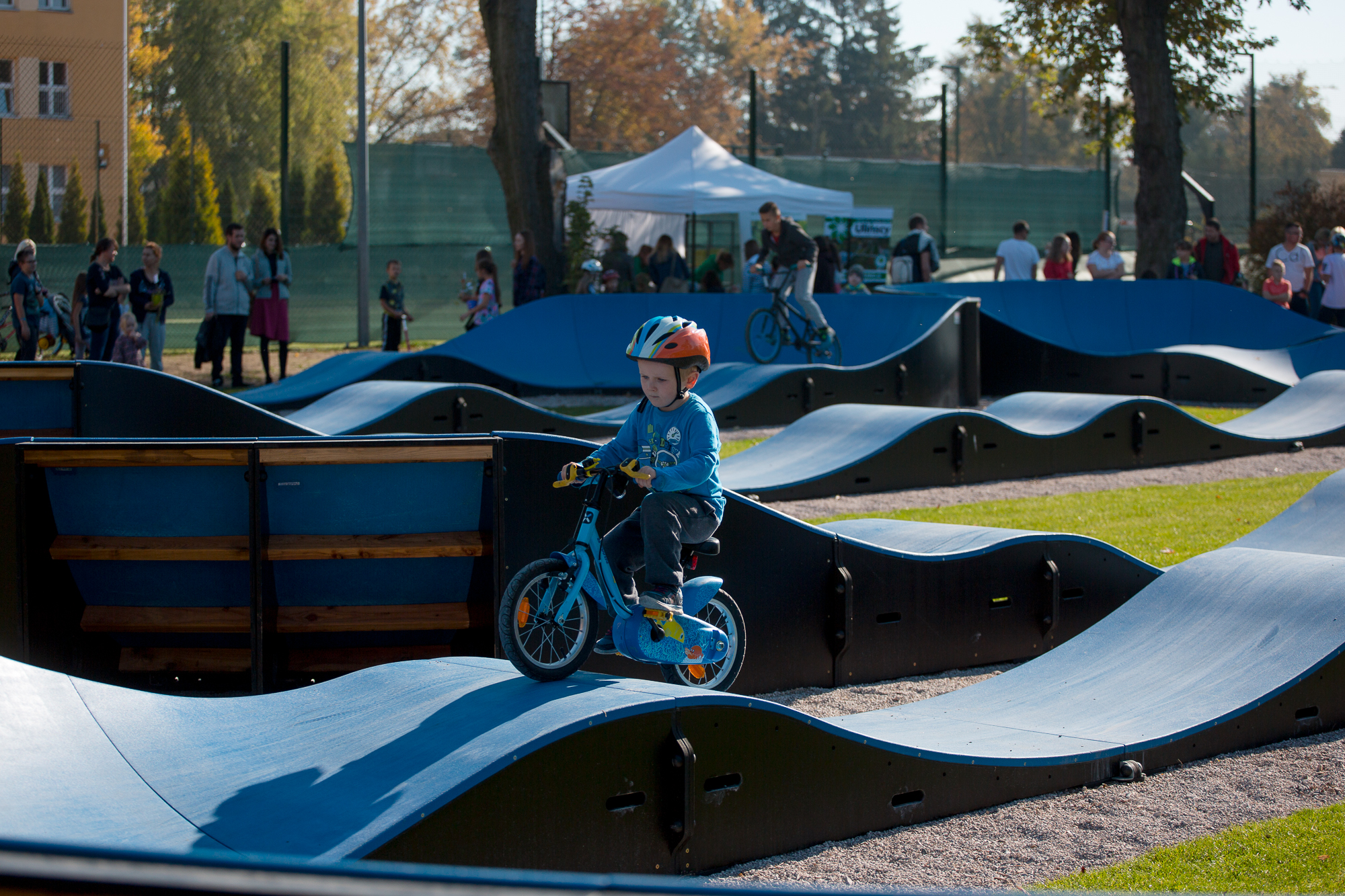 Pumptrack - obiekt sportowy dla dzieci